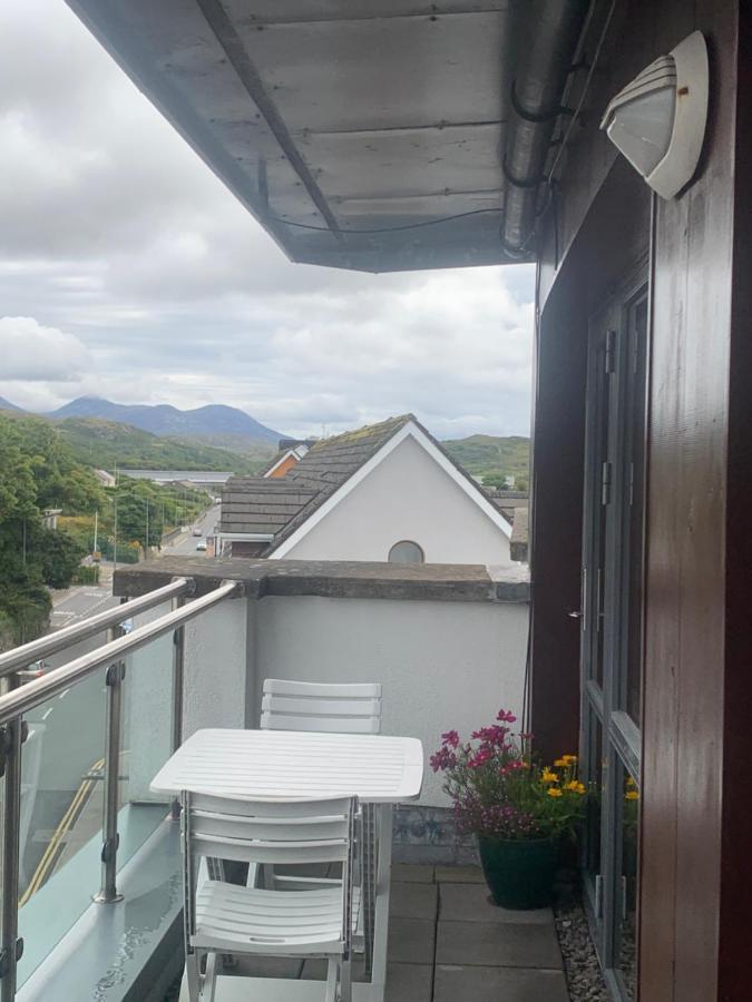 Courthouse View Penthouse 2 Διαμέρισμα Clifden Εξωτερικό φωτογραφία